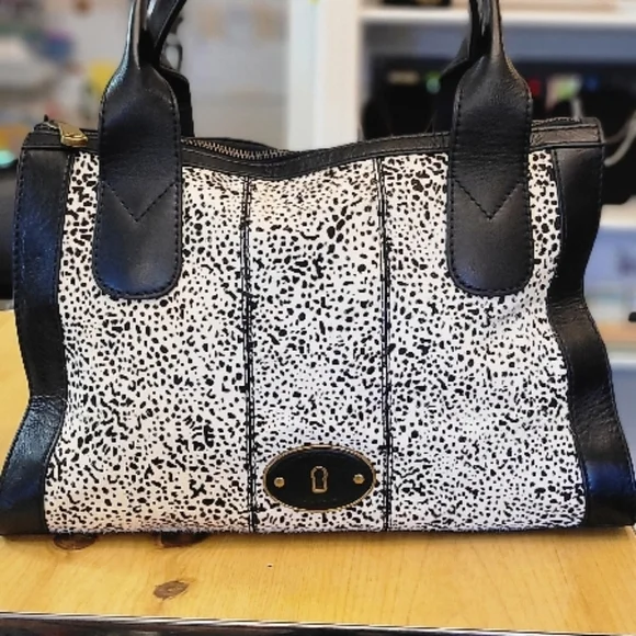 Fossil Black and White Satchel - Picture 14 of 16